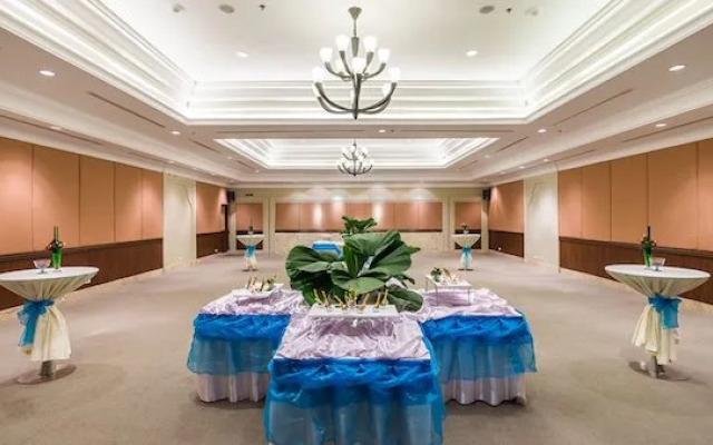 Ravindra Beach Resort And Spa