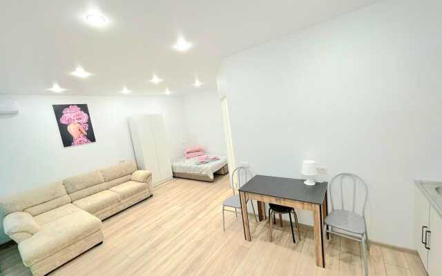 Квартира Апартаменты На 65-летия Победы 1/12