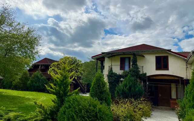 Отель Графская Поляна