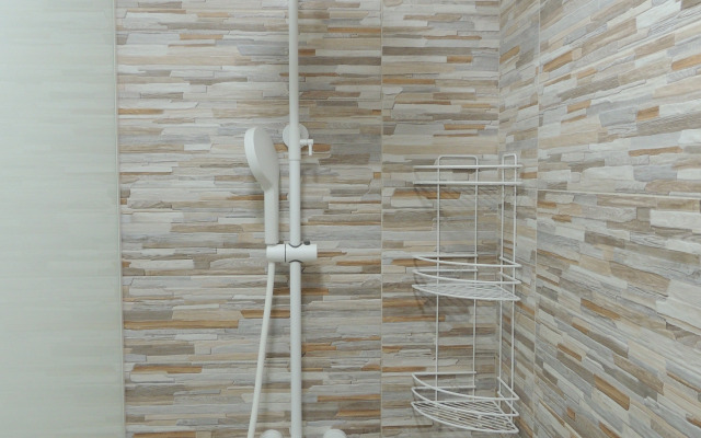 Umnaya S Alisoy Na Tsvetnike Flat