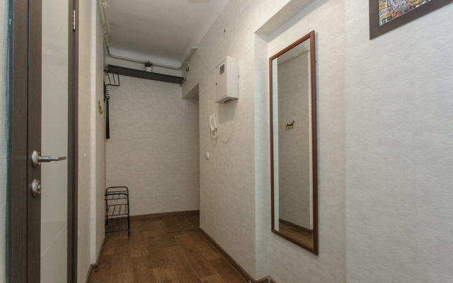 Апартаменты Свежо Comfort у Метро (Бурнаковская)