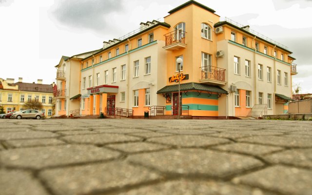 Slaviya Hotel