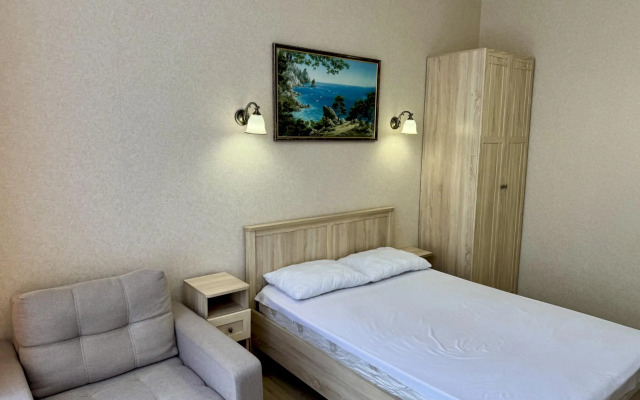 Квартира 121 с балконом в ЖК Черноморский Толстый мыс