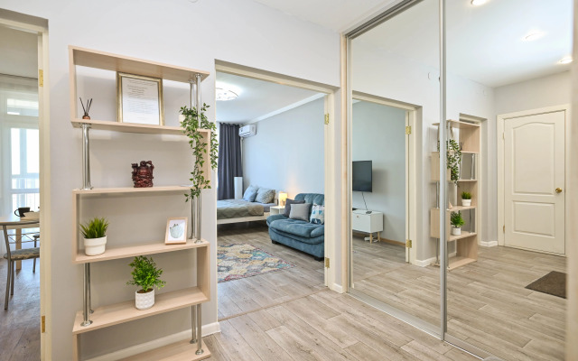 Uyutnaya S Dizaynerskim Remontom I Shikarnym Vidom Flat