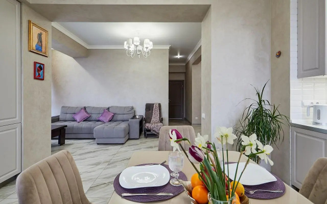 Квартира на Коллективной улице 11