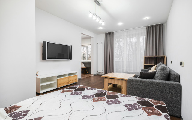 Uyutnye V Tsentre Vozle Parka Apartments