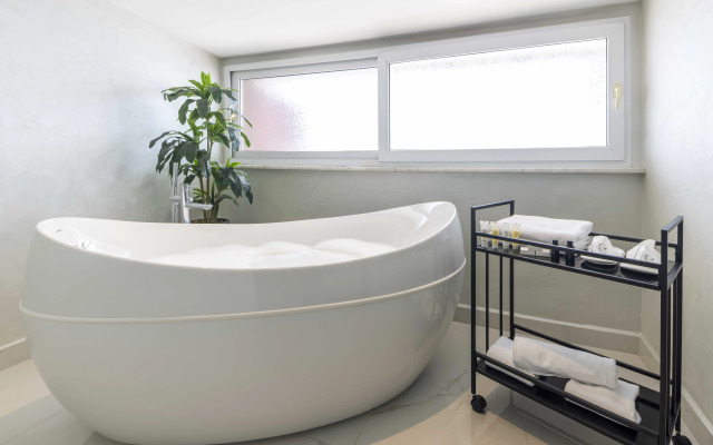 Бутик-отель The Capri Osmanbey