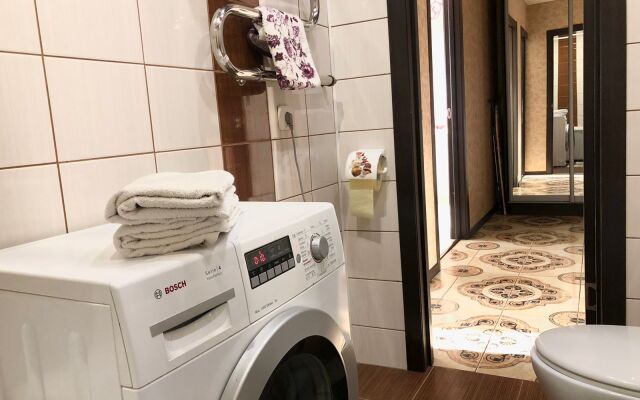 Апартаменты на Семчинской 5