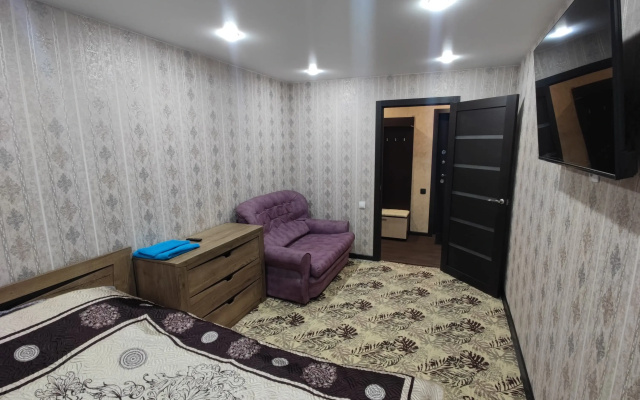 Квартира двухкомнатная с хорошим ремонтом