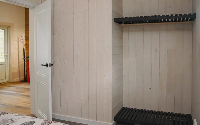 Частный Дом на Рябиновой Улице 28