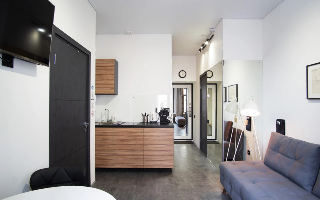 Surkova 20/6 GoldenRing Apartment 2