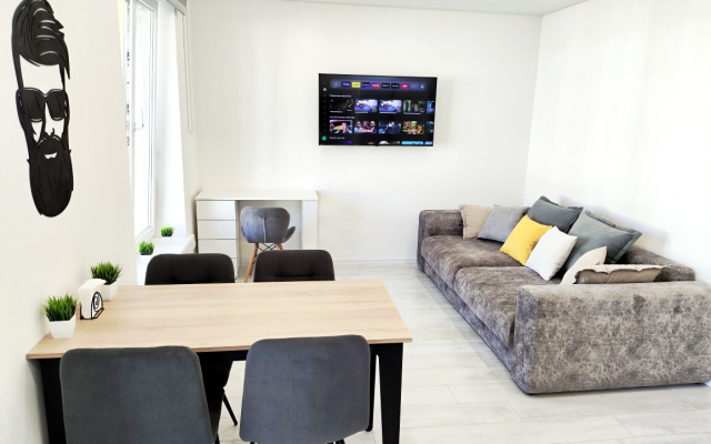 Апартаменты с балконом в новом доме