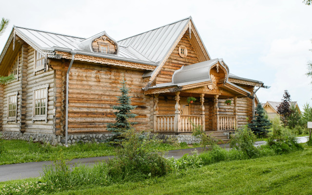 Tsarskaya Usadba Ostrov Hotel