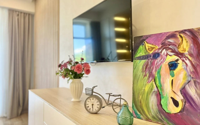 Апартаменты на Ялтинской 12А ЖК «Шато Лувр»