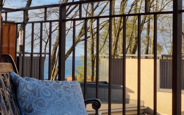 Апартаменты на Рабочей с видом на море