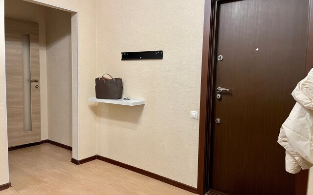 Квартира 2х комнатные Апартаменты у метро Комендантский пр.