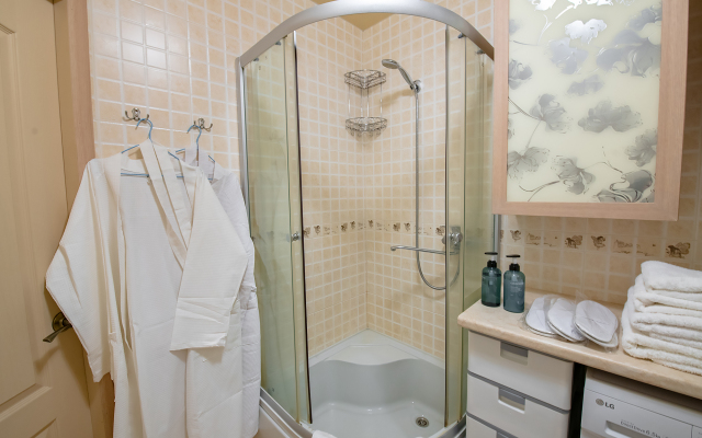 Квартира 2х Комнатная Квартира Рядом с Островом Русский