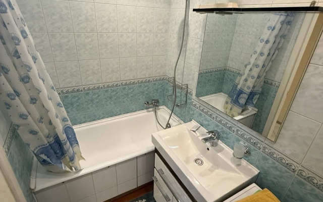 Квартира Трехкомнатная с балконом