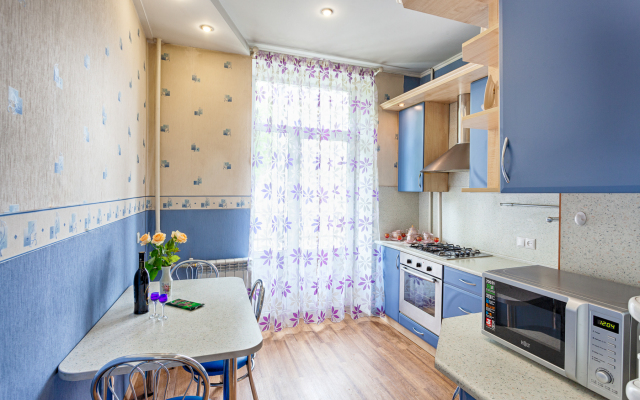 Dvuhkomnatnye Na Ploschadi Pobedy Apartments