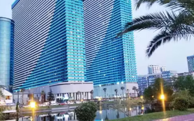 V&v Orbi Сiti Apart Hotel