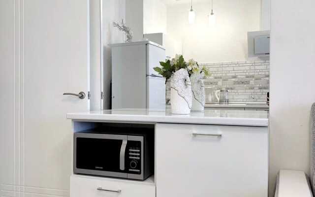 14/05a Apartments