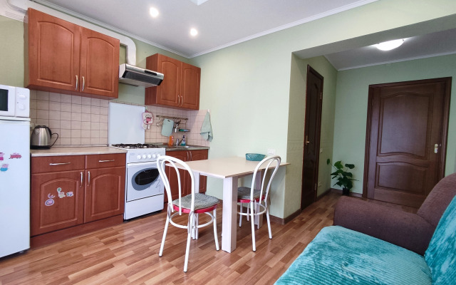 Na Pervomajskoy Flat