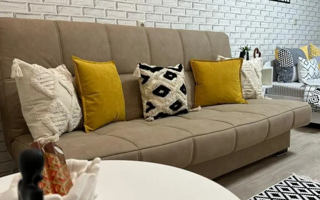 Квартира Живи Тут 89