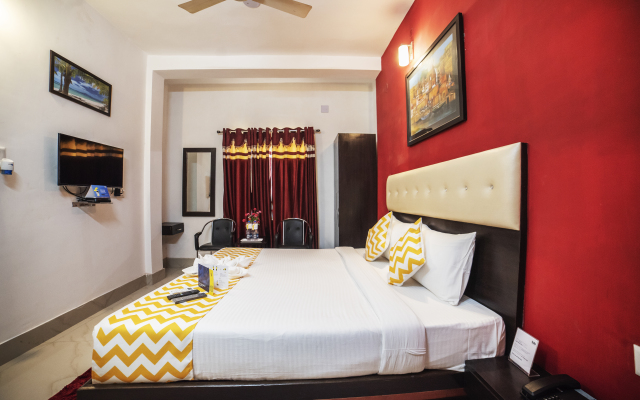 Yash Residency Assi Ghat Hotel