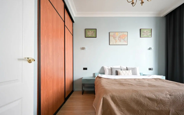 1912 U Gornogo Instituta Flat