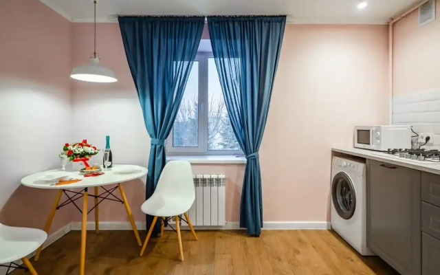 Dlya Vas u Troitskogo Parka Flat