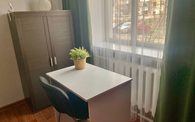 Апартаменты у Летного Училища