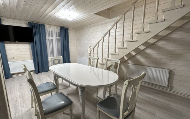 Arhyiz Chalet
