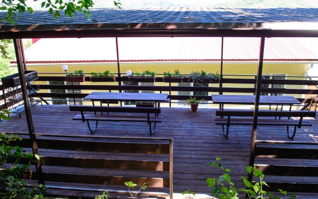 Garden Town Hotel