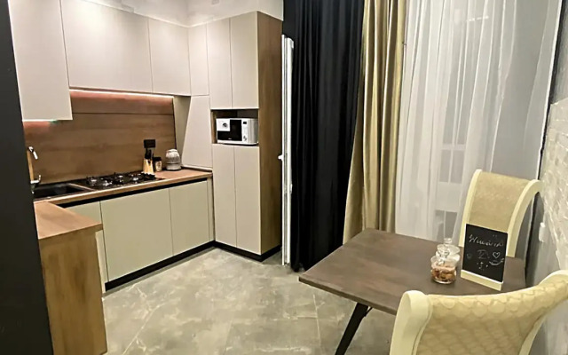 Квартира на Маргелова 7/2, 10эт (HouseVip26)