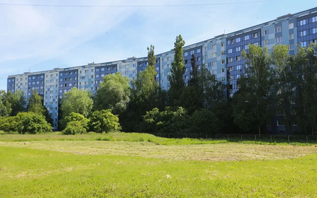 Tryoshka S Vidom Na Rybnuyu Derevnyu Flat