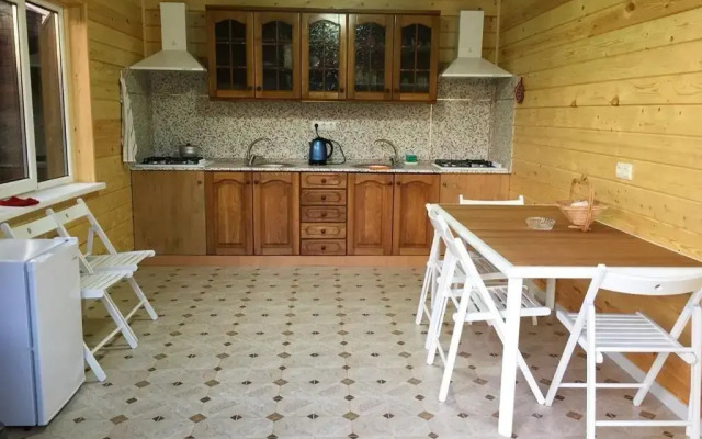 Guest house Levrus