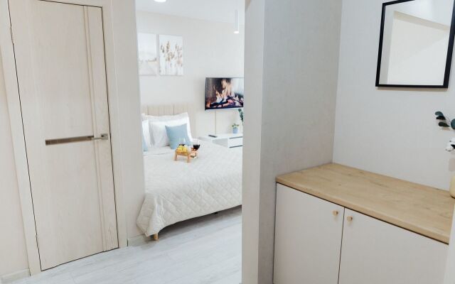 Na Vzlyotnoy 81 Flat