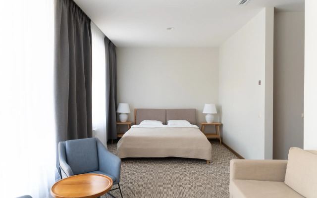 Апарт-отель Светланская 51