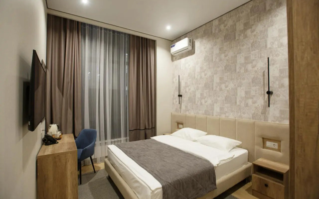 Asyl Hotel