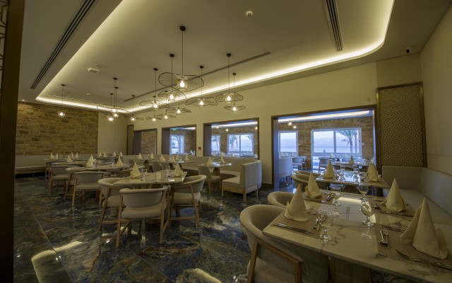 Luxotel Aqaba Beach Resort & Spa Hotel