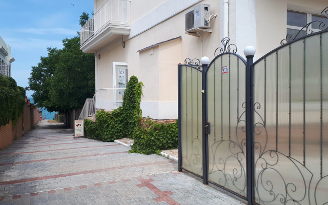 Гостевой дом Мини-Отель Алла Я Роза