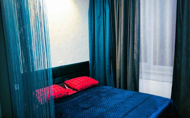 Na Ulitse Krestinskogo 35 Flat