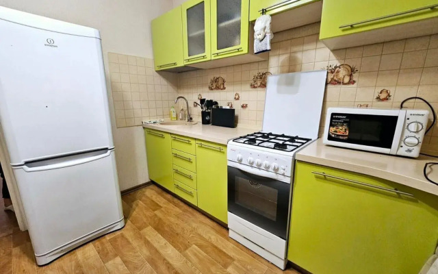 Na Sverdlova 100 Flat