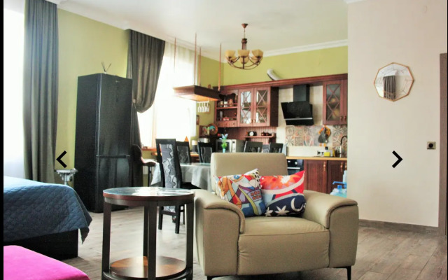 Апартаменты  возле башни Раушен