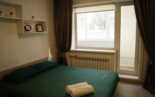 Teplo Dom Volochaevskaya 82 Apartments