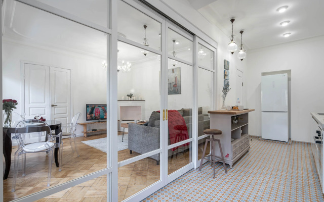 Апартаменты KeysSpb на Кузнечном