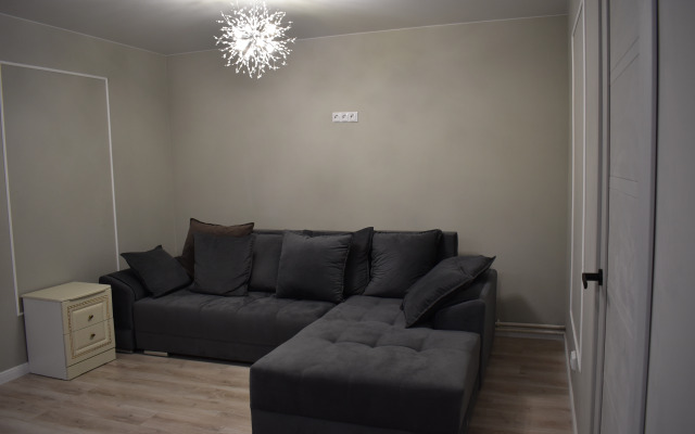 Квартира Новая трехкомнатная квартира с дизайнерским ремонтом