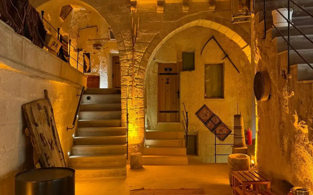 My Cave Suites