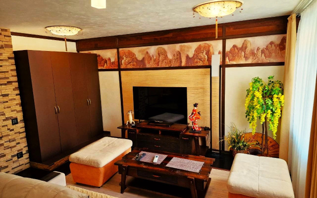 Yaponiya Apartments