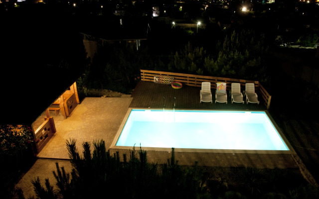 Kaplya Yantarya Guest House